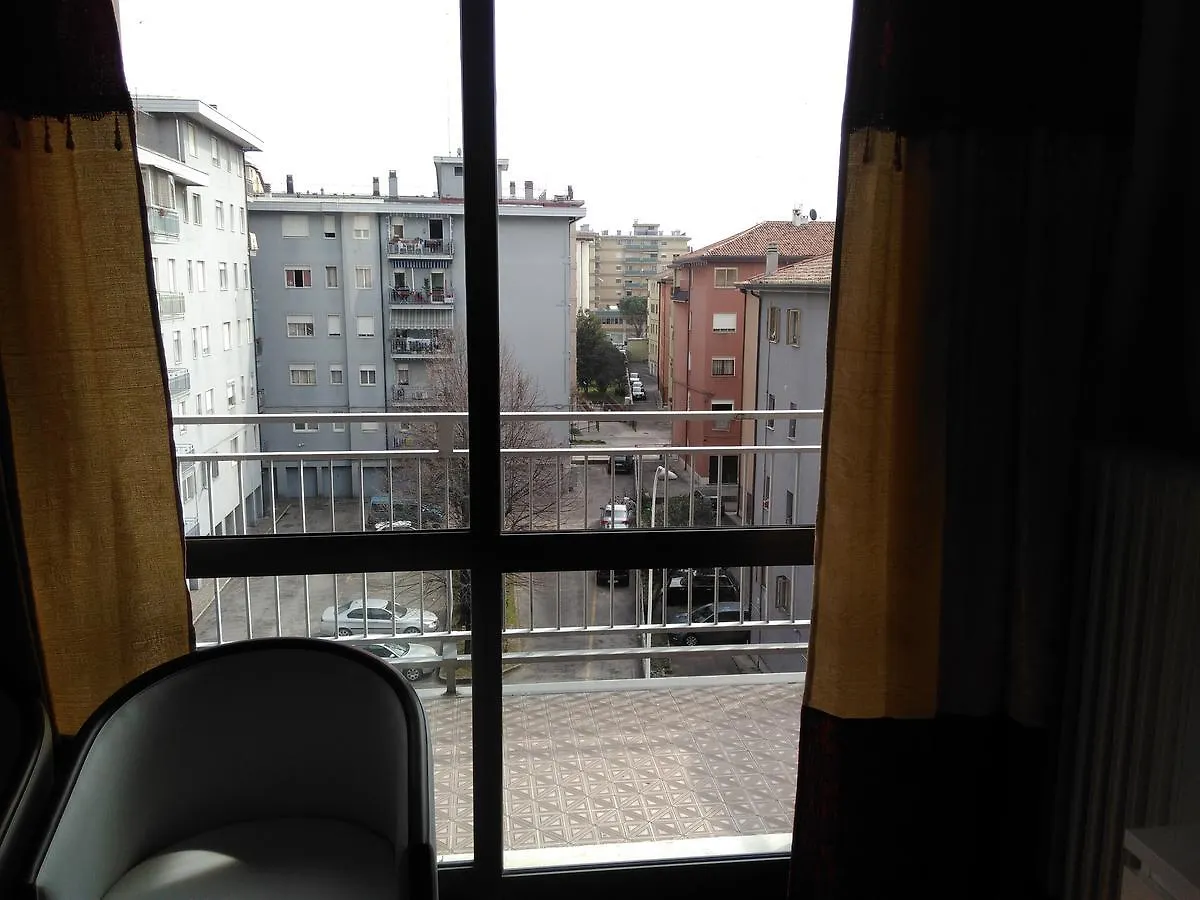 Dreambnb Mestre 5*,